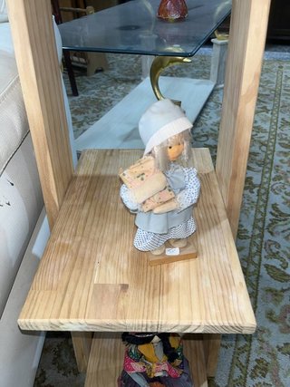 ESTANTERÍA DE MADERA