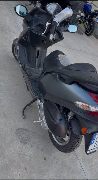Kymco Grand Dink 125 Gris