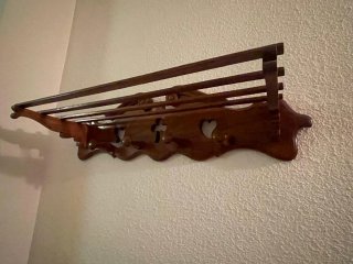 Perchero de madera antiguo