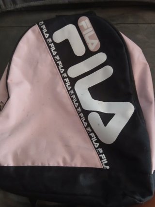 Mochila Fila Rosa y Negra