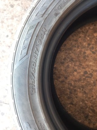 Neumático 215/60 R17 96H