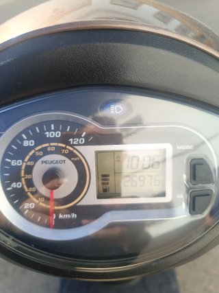 Peugeot Tweet 125cc Scooter 2013