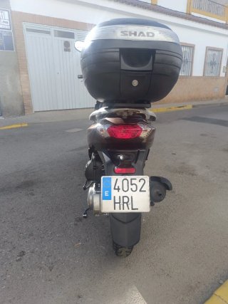 Peugeot Tweet 125cc Scooter 2013