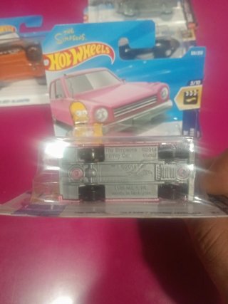 Hot Wheels Simpsons Family Car 3/10
