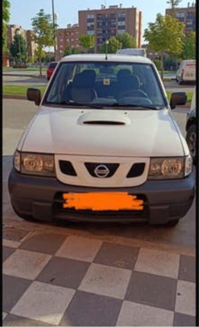 Nissan Terrano II 2002 - foto 1