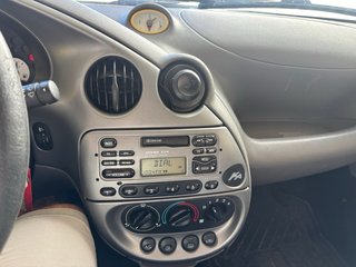 Ford Ka 2000