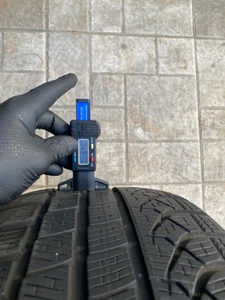 Neumáticos 245/50 R19 PIRELLI PZERO