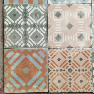 Lote 9 azulejos decorativos geométricos