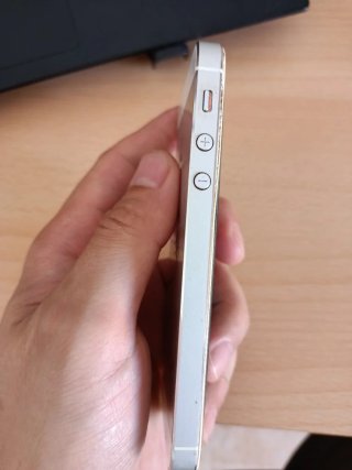 iPhone 5 Blanco (con cargador)