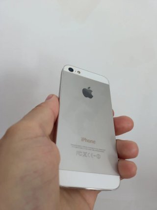 iPhone 5 Blanco (con cargador)