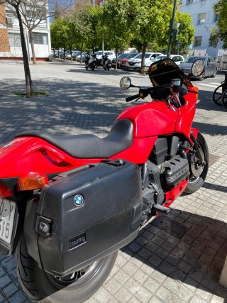 BMW K75S Roja con maletas, perfecto estado