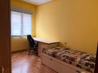 Piso en alquiler en Laviada en Gijón