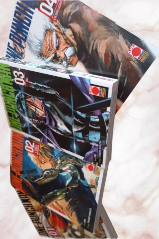 One PunchMan manga 1-4 Come Nuovi