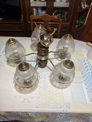 Lámpara de comedor de madera y metal
