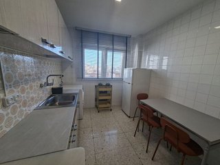 Piso en alquiler en Centro en Gijón