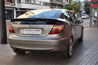Mercedes-Benz Clase C 2007