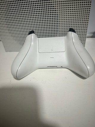 Xbox One S + 2 Mandos (Rojo y Blanco)