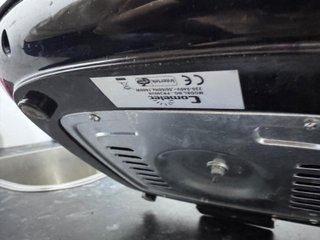 Freidora Eléctrica Comelec Negra