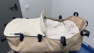 Coche Bugaboo Beige con Capazo y Accesorios
