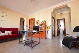 Chalet en venta en Carmona