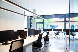 Oficina en alquiler en El Raval en Barcelona