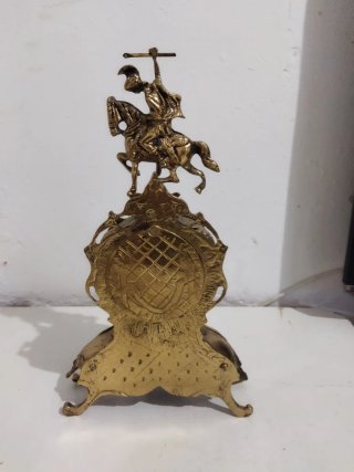 Reloj de sobremesa de bronce vintage