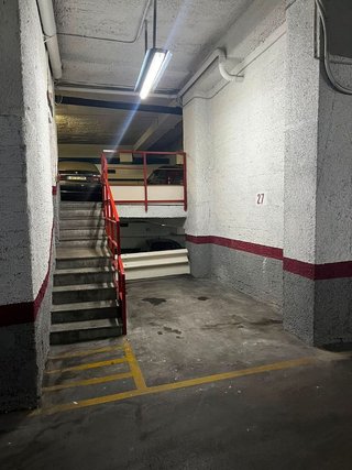 Garaje en venta en Les Corts en Barcelona