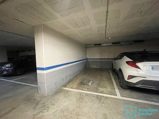 Garaje en alquiler en La Nova Esquerra de l'Eixample en Barcelona