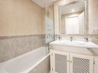 Piso en alquiler en Centro Urbano en Estepona