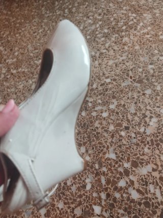 Sandalias de tacón blancas