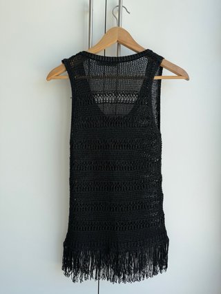 Camiseta tirantes negra trenzada