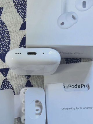 AirPods Pro 3 auricolari per donna