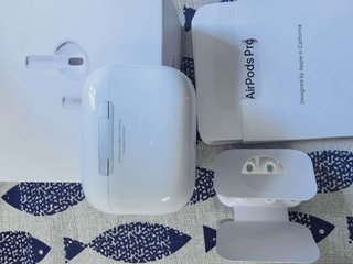 AirPods Pro 3 auricolari per donna