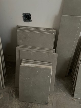 Azulejo porcelánico gris