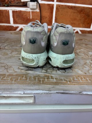 Zapatillas Nike Grises y Verdes Unisex  Verdaderas