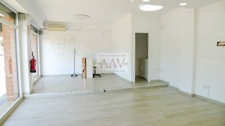 Local comercial en alquiler en Catalunya - Fontetes en Cerdanyola del Vallès