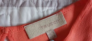 Top color coral sin mangas