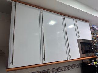 Muebles de cocina y encimera de mármol