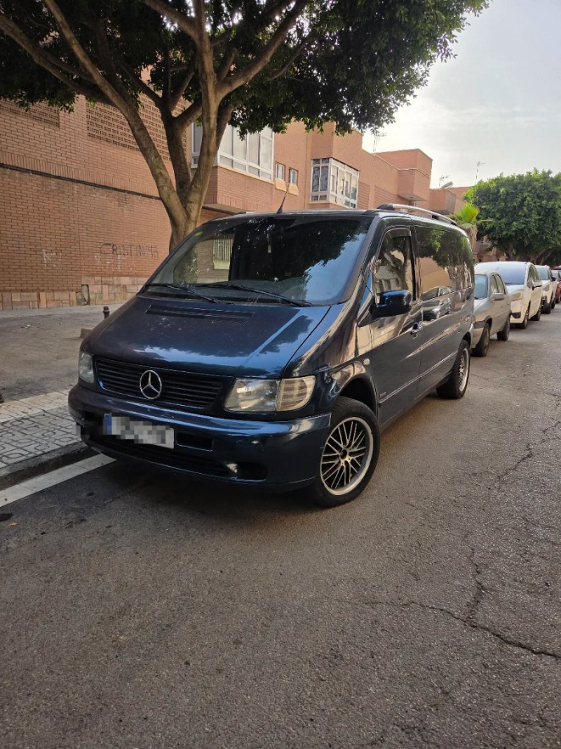 Mercedes-Benz Clase V 2000 - foto 1
