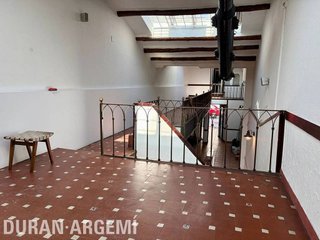 Local comercial en venta en Ca n'Aurell en Terrassa