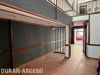 Local comercial en venta en Ca n'Aurell en Terrassa