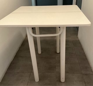 Mesa de cocina extensible abatible blanca