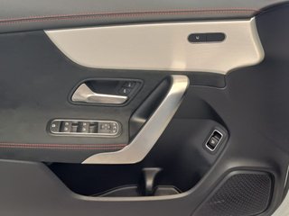 Mercedes-Benz Clase A 200 SB-2024