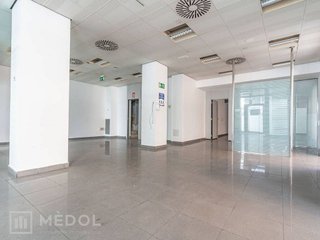 Local comercial en alquiler en Eixample en Tarragona
