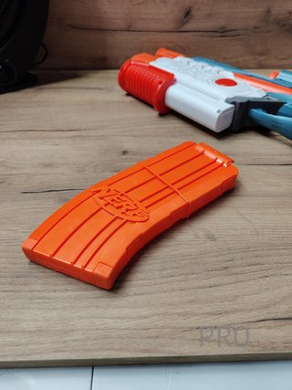 Blaster con alcance motorizado - Nerf Elite