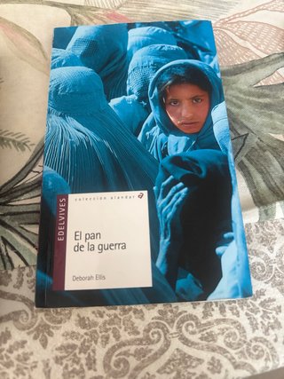 El pan de la guerra y Escape Book