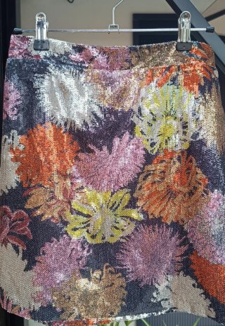 Falda lentejuelas flores multicolor