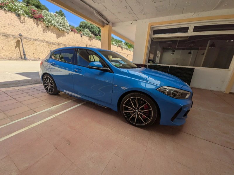 BMW Serie 1 2023, foto 2