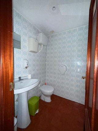 Local comercial en venta en Natahoyo en Gijón