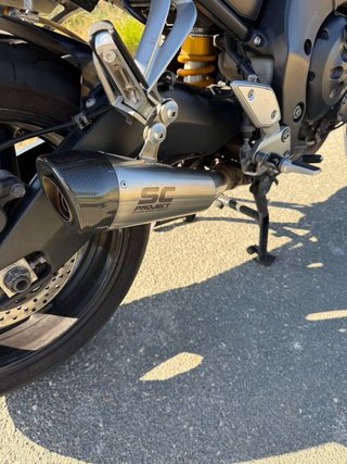 Yamaha FZ1 2011